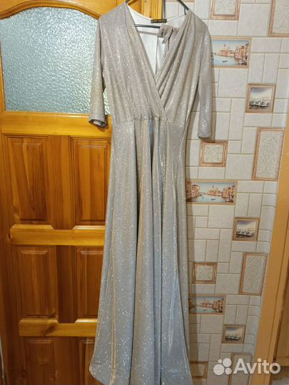 Вечернее платье в пол