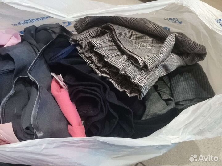 Одежда для девочки на 7-10 лет