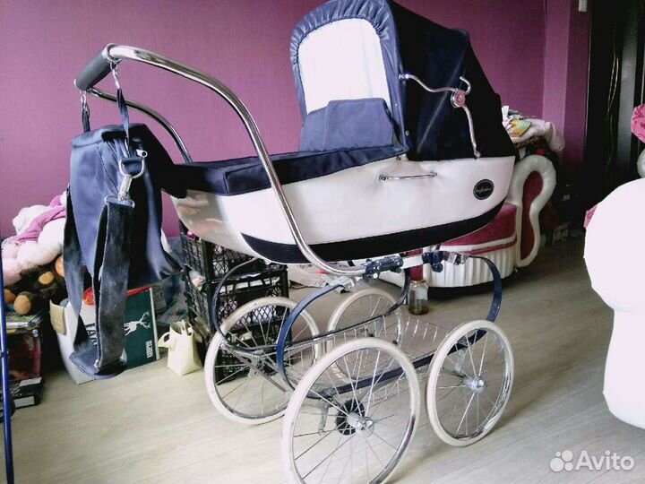 Inglesina Classica на шасси Balestrino коляска для