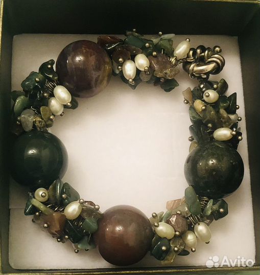 Нефритовый браслет