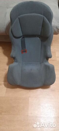 Автомобильное кресло