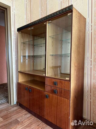 Сервант и Стенка