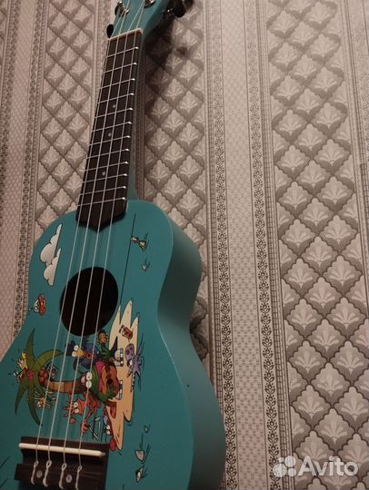 Гитара укулеле