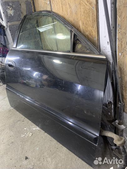 Дверь водительская правая Honda Inspire-Saber