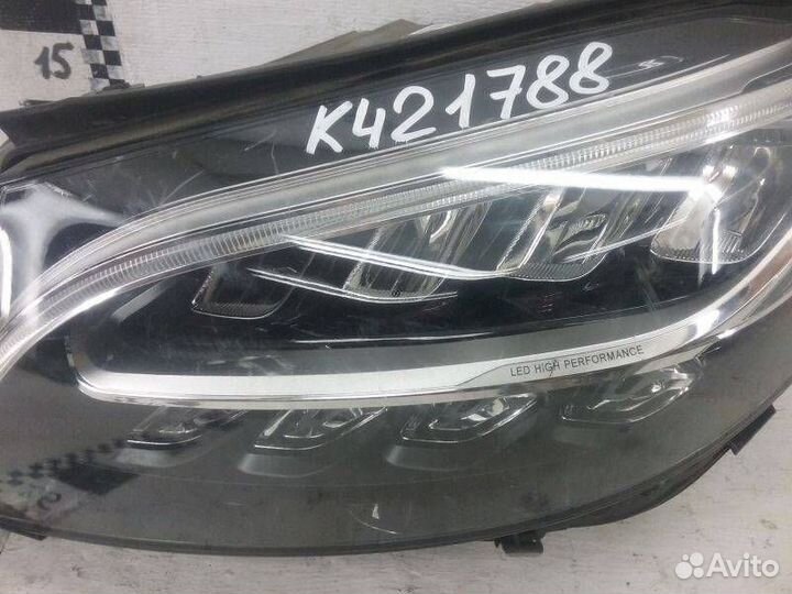 Фара левая Mercedes-Benz C-Class