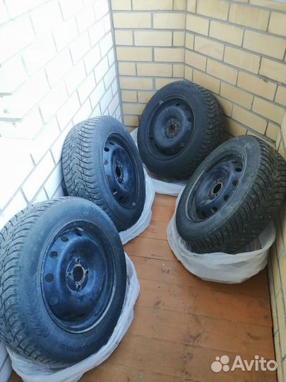 Nokian Tyres Hakkapeliitta 8 185/65 R15 92T