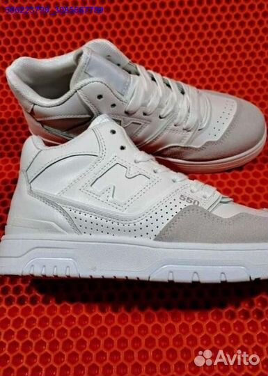 Кроссовки женские New Balance 550