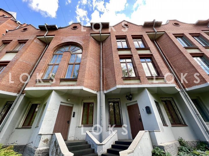 Офис, 430 м² в 