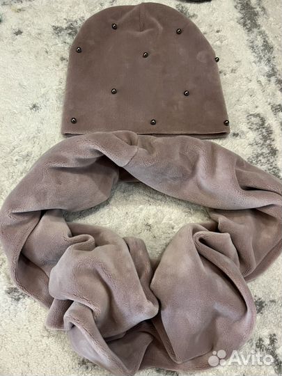 Комплект шапка со снудом