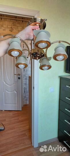 Люстра потолочная бу