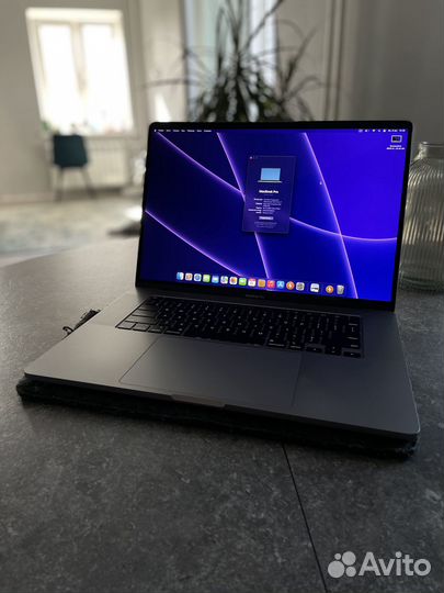 MacBook Pro 16 2019 32/512/i7 как новый