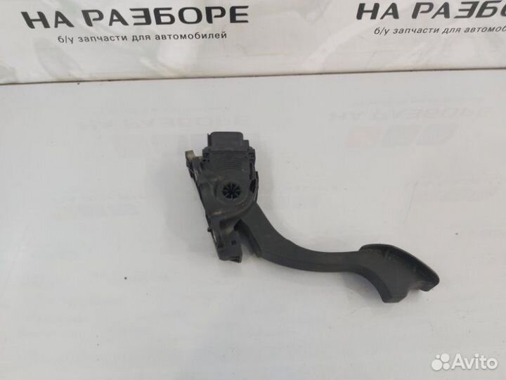 Педаль газа Ford Mondeo 4 pnba 2010