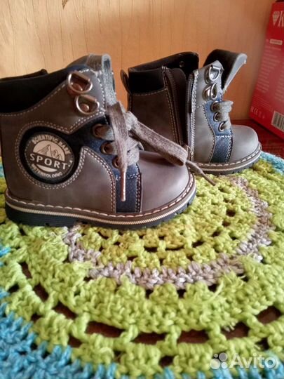 Ботинки детские новые