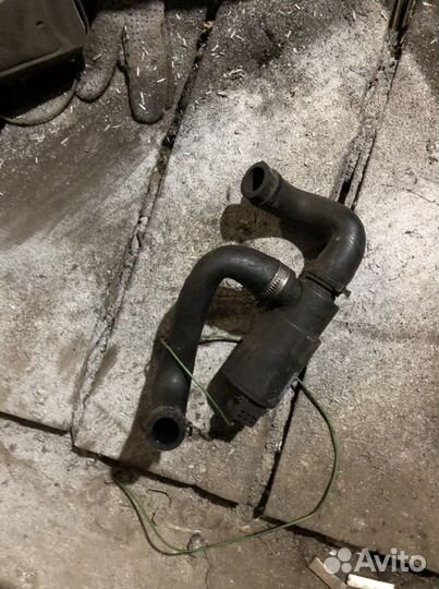 1271853 Volvo Регулятор холостого хода