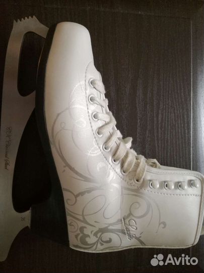 Коньки фигурные