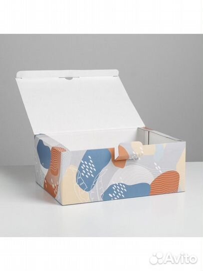 Подарочная коробка новая