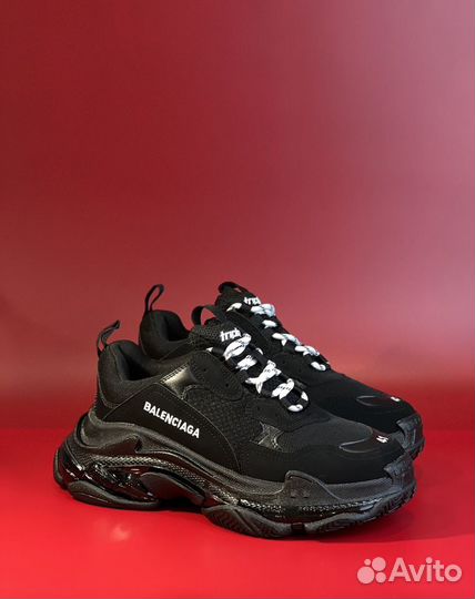 Balenciaga Triple S Black