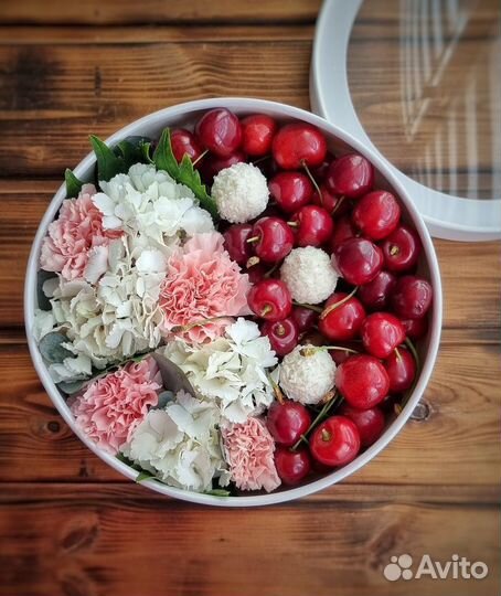 Клубника съедобные букеты