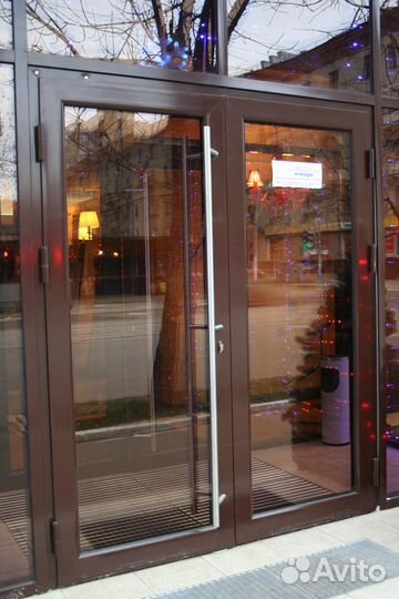 Алюминиевые двери Алютерм