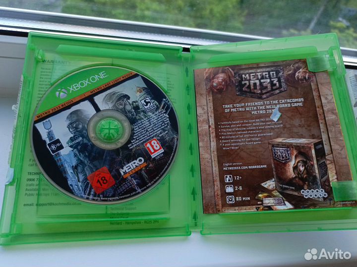 Игра на xbox one «metro 2033 redux»