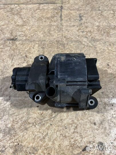 Насос обдува катализаторов Mercedes m104 m119