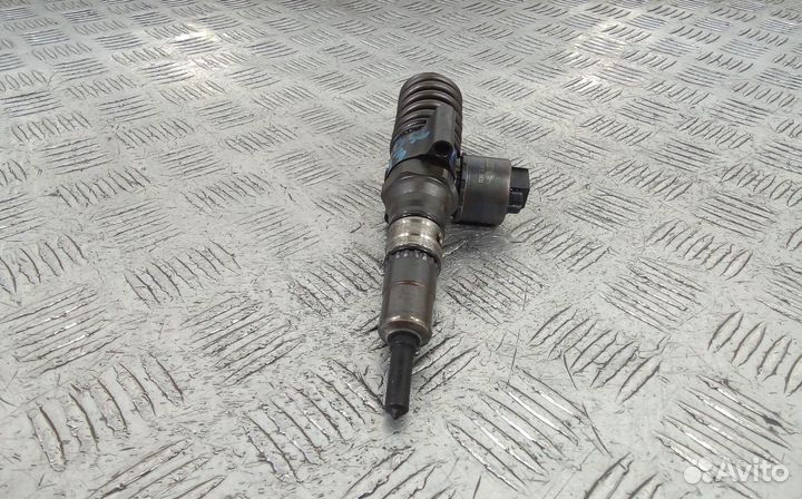 Форсунка volkswagen touran 1T1, 1T2 3-9 дней