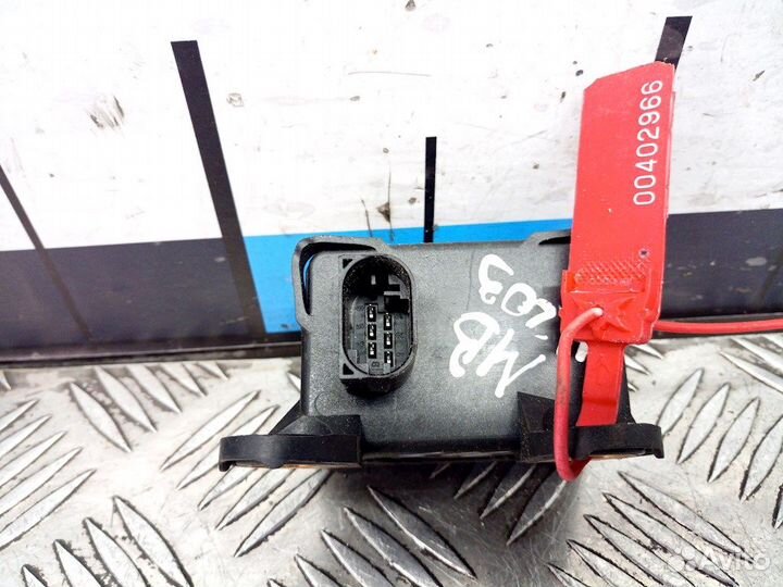 Блок для mercedes-benz C-Class (W203)