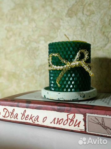 Свеча из вощины на подставке из гипса