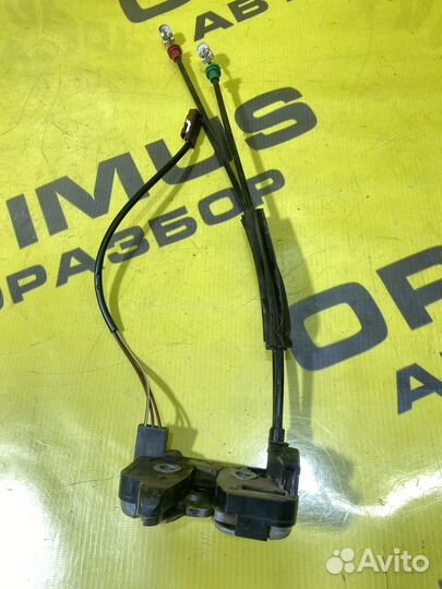 Замок крышки багажника Ford Fusion