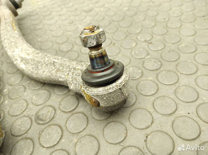 Рычаги передние Mercedes-Benz W204 M271.860 1.8T