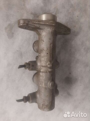 Главный тормозной цилиндр Hyundai Trajet