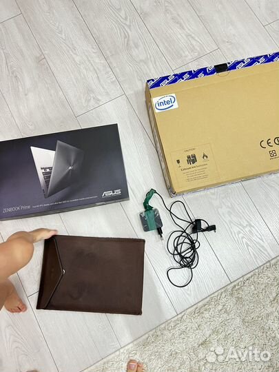Ноутбук asus