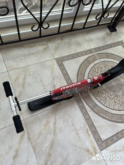 Самокат -снегокат