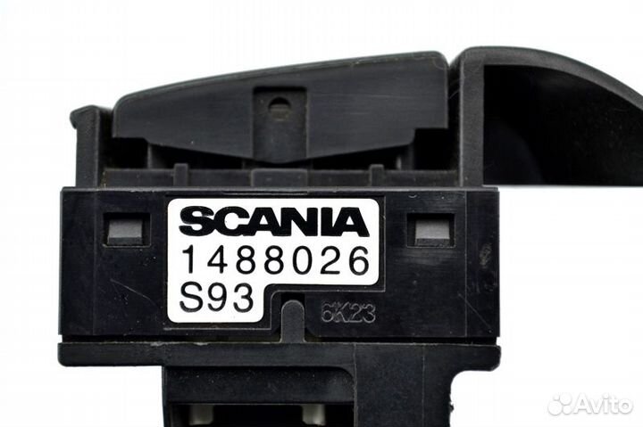 Мультикнопки на руле, правая scania R-series (01.0