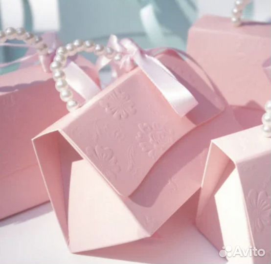 Коробка подарочная сумочка