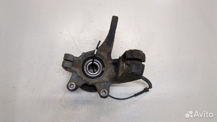 Ступица (кулак, цапфа) левая передняя Ford Fusion