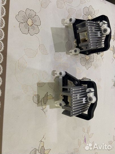 Запчасти на фару volkswagen tiguan 2 правый