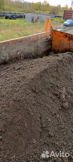 Земля/ /навоз/перегной