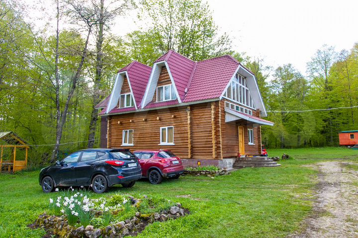 Коттедж 120 м² на участке 10 га