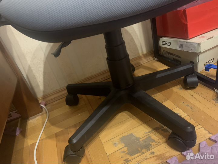 Компьютерное кресло