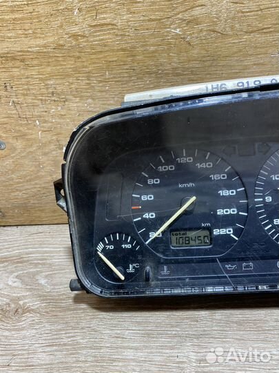Панель приборов Volkswagen Golf 3 1121117