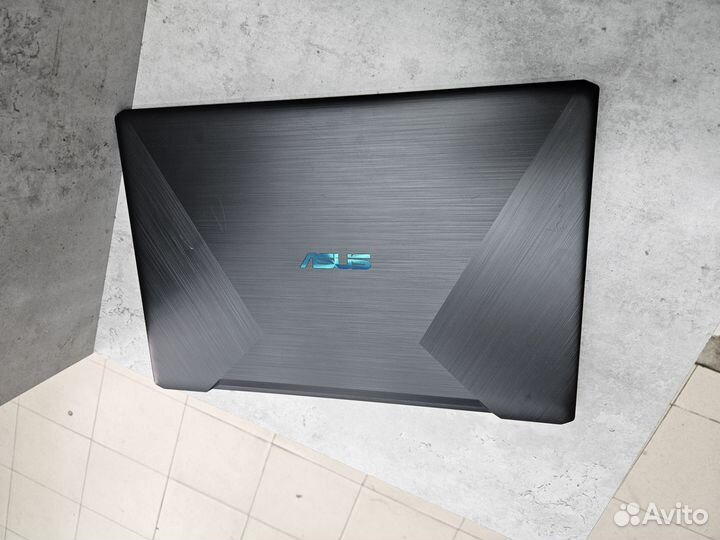 Ноутбук Asus M570DD-DM052