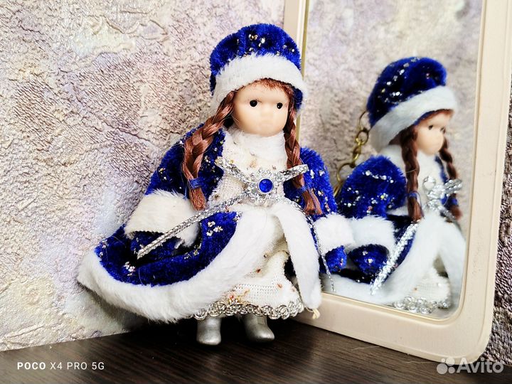 Кукла фарфоровая коллекционная 8,5 см