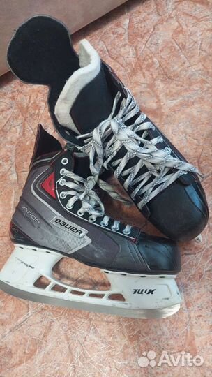 Хоккейные коньки