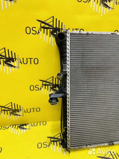 Радиатор двигателя основной volkswagen touareg aud