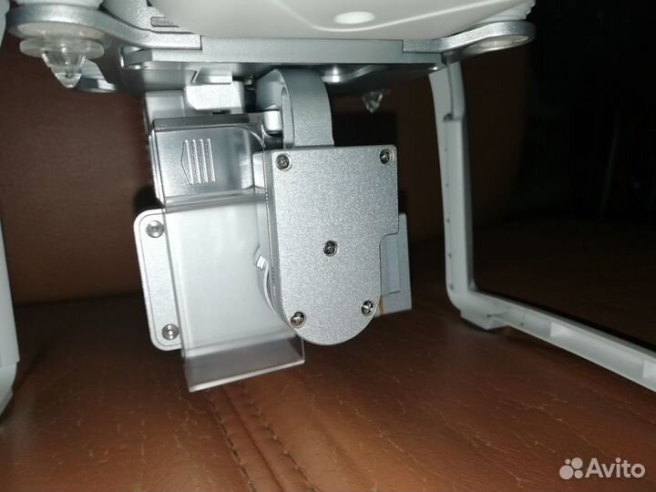 Квадрокоптер Phantom 3 Pro