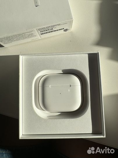 Apple airpods 3-rd generation