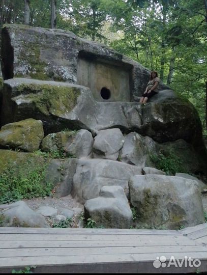 Волконский дольмен