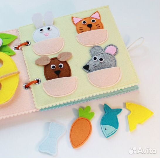 Развивающая книжка игрушка из фетра 1-4 года