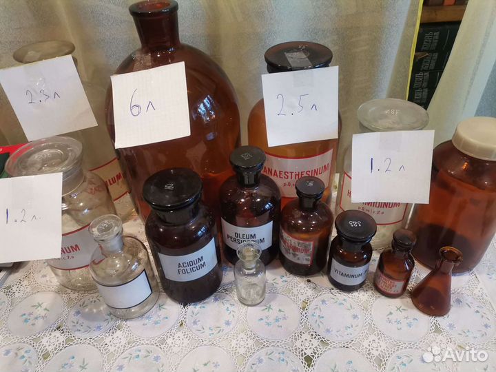 Банки с притертой пробкой